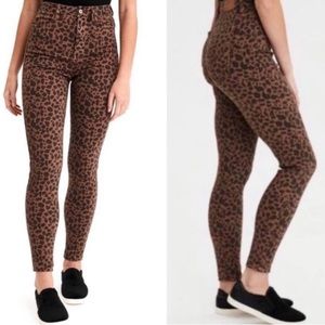 NWOT American eagle cheetah jeggings
